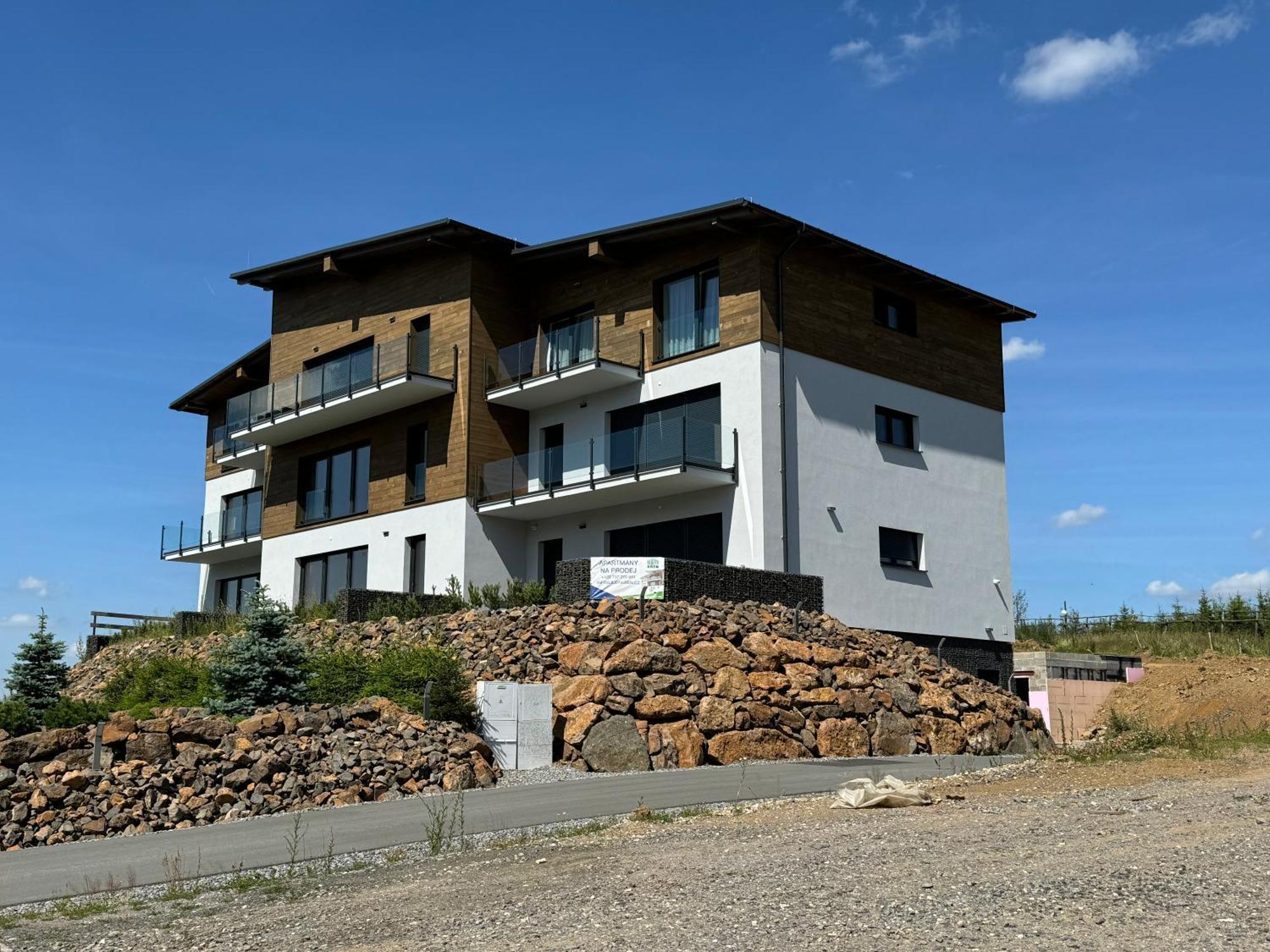 Apartmany Horizont Loučná pod Klínovcem Eksteriør bilde